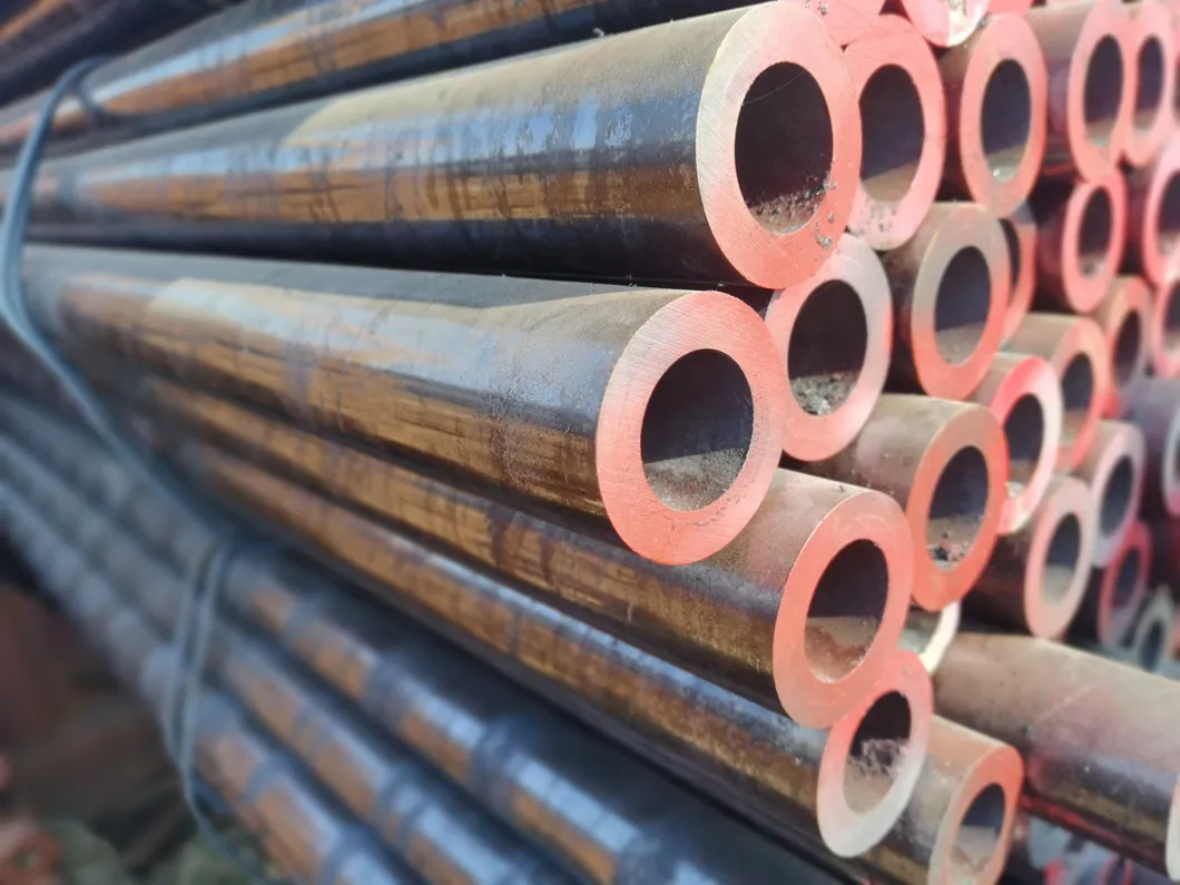 Hot Rolled Seamless Carbon Steel Pipe Seamless Round Pipe 25mm~610mm