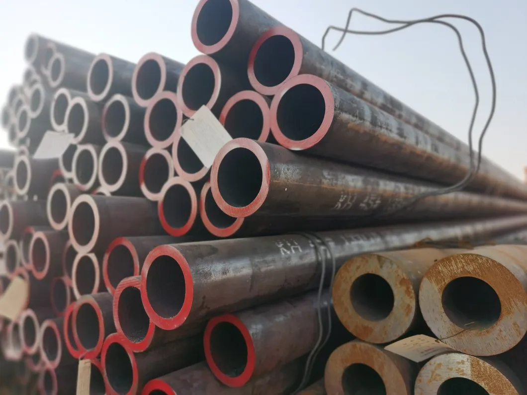Hot Rolled Seamless Carbon Steel Pipe Seamless Round Pipe 25mm~610mm