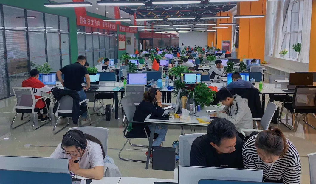 Polished Black Painting A53 A54 A55 J55 K55 Welded/Seamless Carbon Steel Pipe for Heat Exchanger