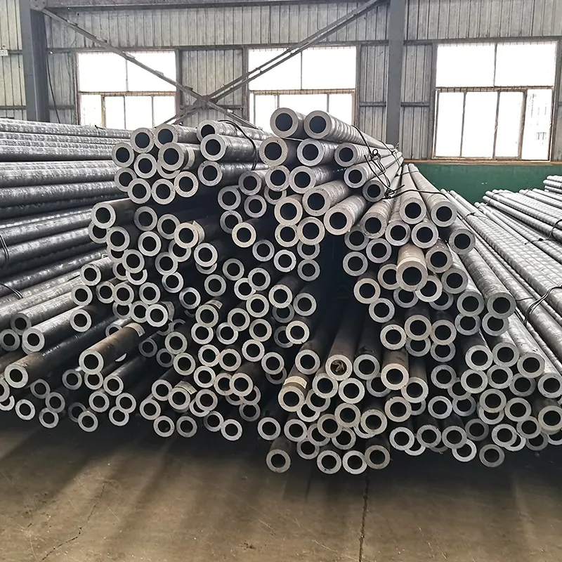 Seamless Steel Tube Q235B Black Carbon ERW Steel Pipe ASTM 1020 1045 St37 St52 C45 Carbon Steel Tube Precision Hollow Bar Extrusion Various Tube Seamless Pipes